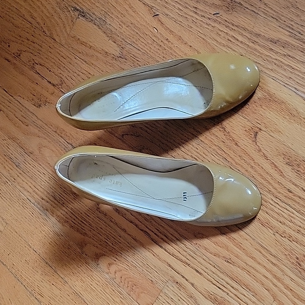Tan Kate Spade patent leather pumps, sz 7.5